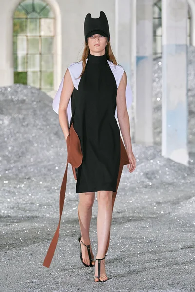 Look 42